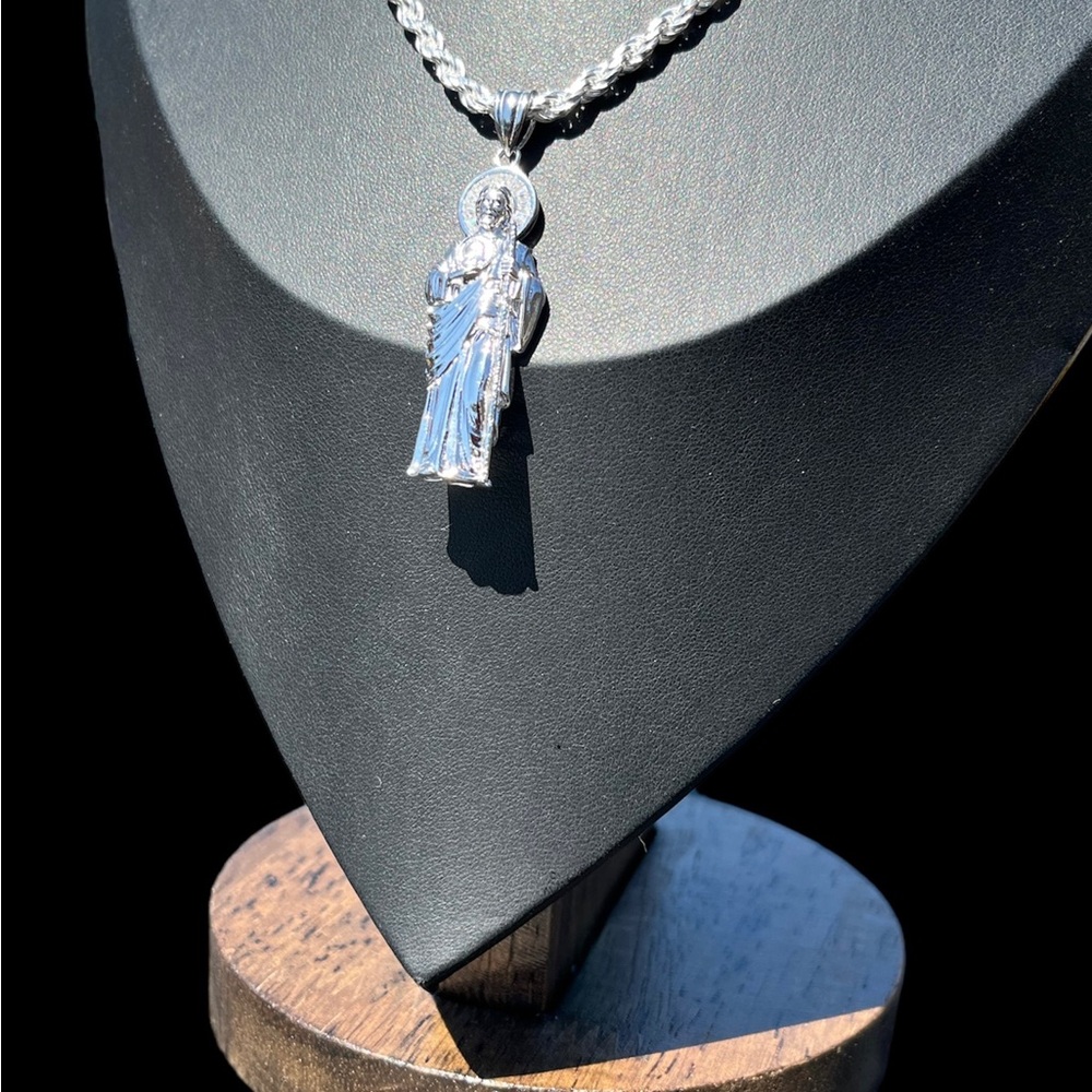 925 Sterling Silver Rope Chain 22” w St Jude Pendant / San Judas Dije Con Cadena - Picture 3 of 7